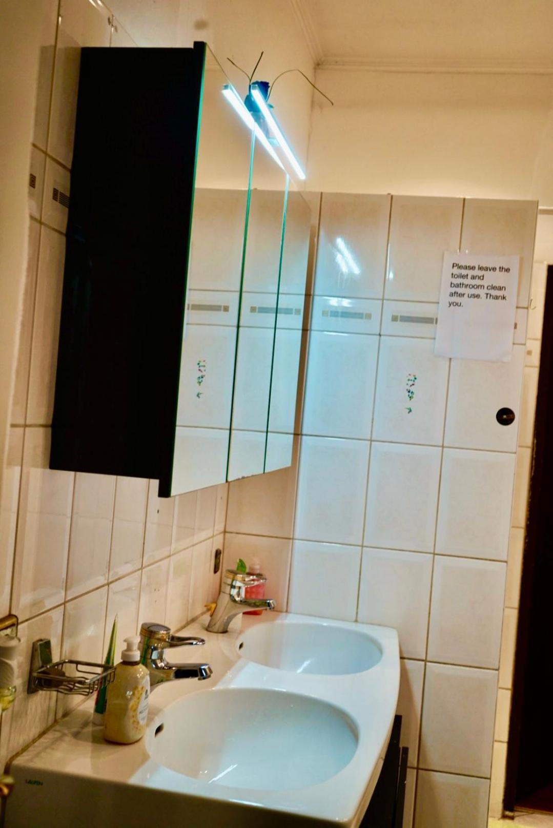 Schoepfwerk Hostel 10 Bécs Kültér fotó