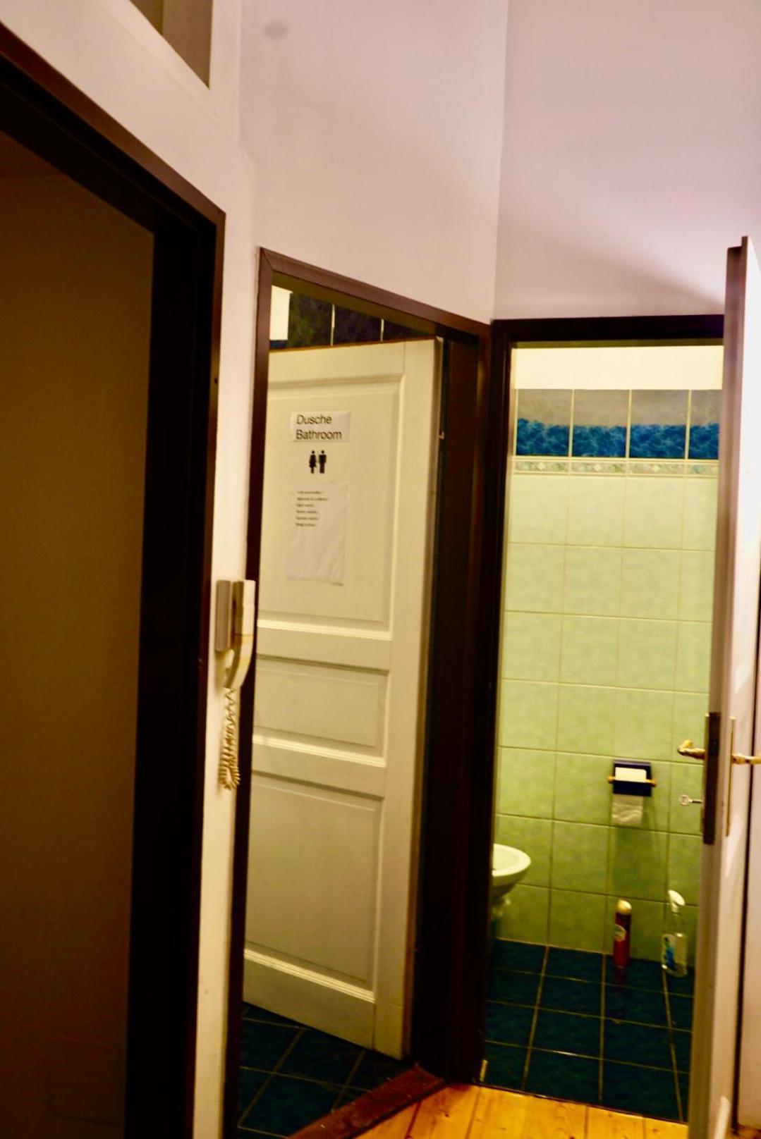 Schoepfwerk Hostel 10 Bécs Kültér fotó